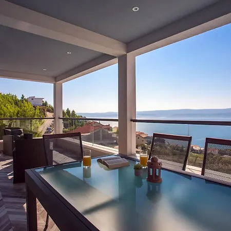 ヴィラ Luxury Pocrnja -heated Pool, Sauna, Jacuzzi, Pool Table *