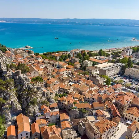 Luxury Pocrnja -heated Pool, Sauna, Jacuzzi, Pool Table *