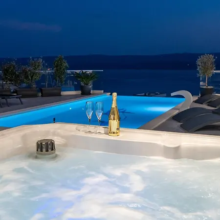 Villa Luxury Pocrnja -heated Pool, Sauna, Jacuzzi, Pool Table Omiš